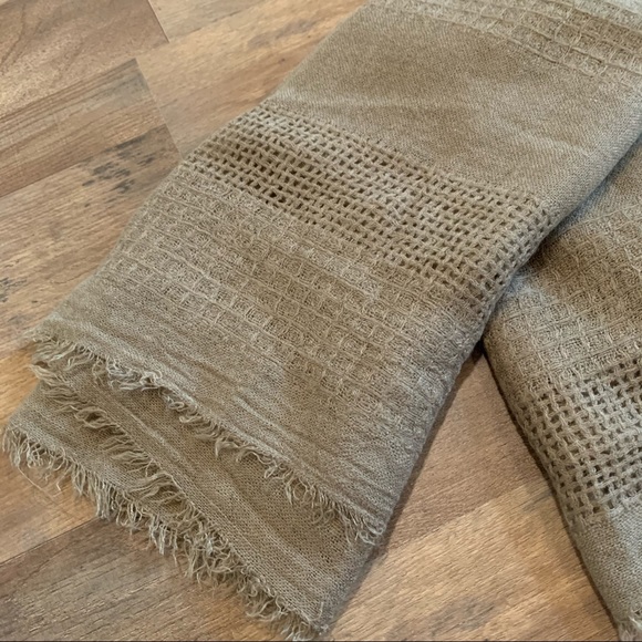 Taupe waffle knit infinity scarf - Picture 3 of 7